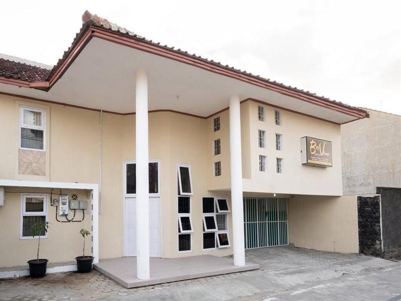 Oyo 2173 Bnv House Babarsari Hotell Maguwo Eksteriør bilde