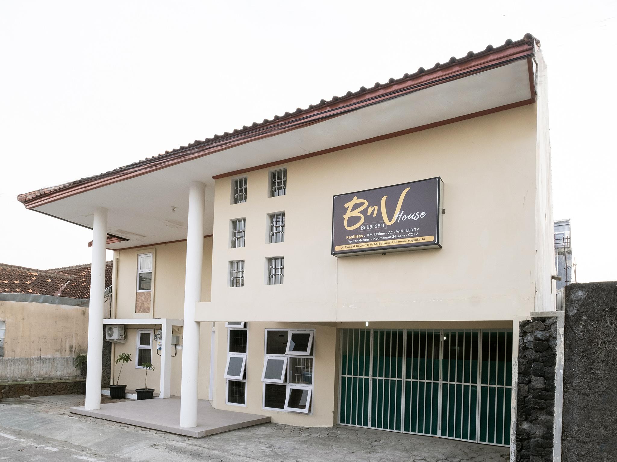 Oyo 2173 Bnv House Babarsari Hotell Maguwo Eksteriør bilde